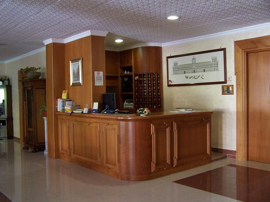 Hotel Ristorante Belvedere Caserta Exterior photo