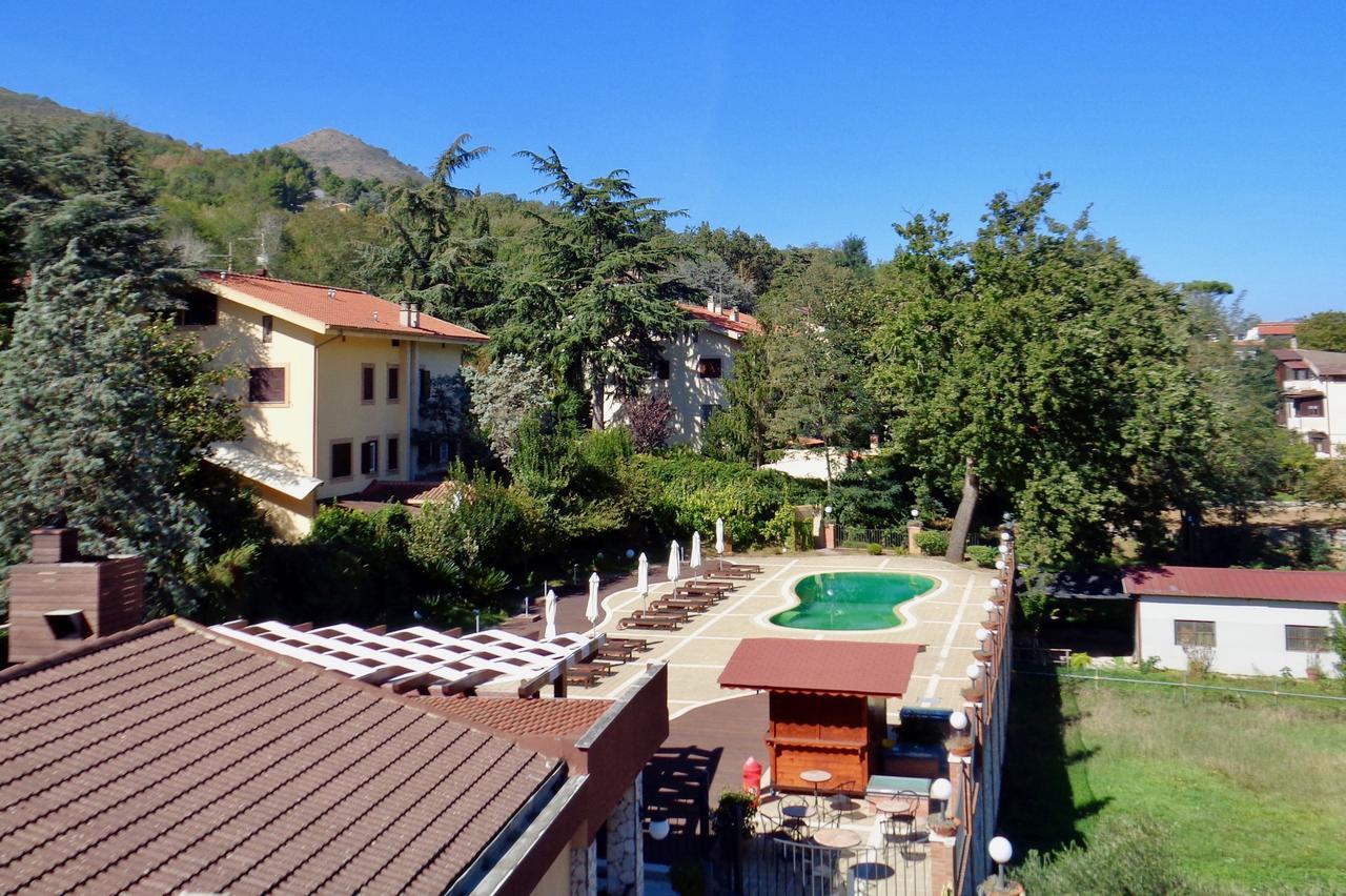 Hotel Ristorante Belvedere Caserta Exterior photo