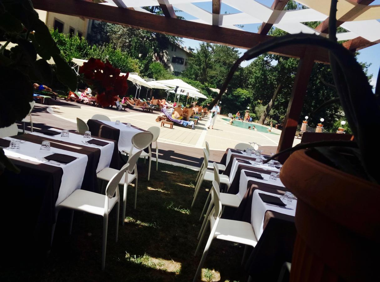 Hotel Ristorante Belvedere Caserta Exterior photo